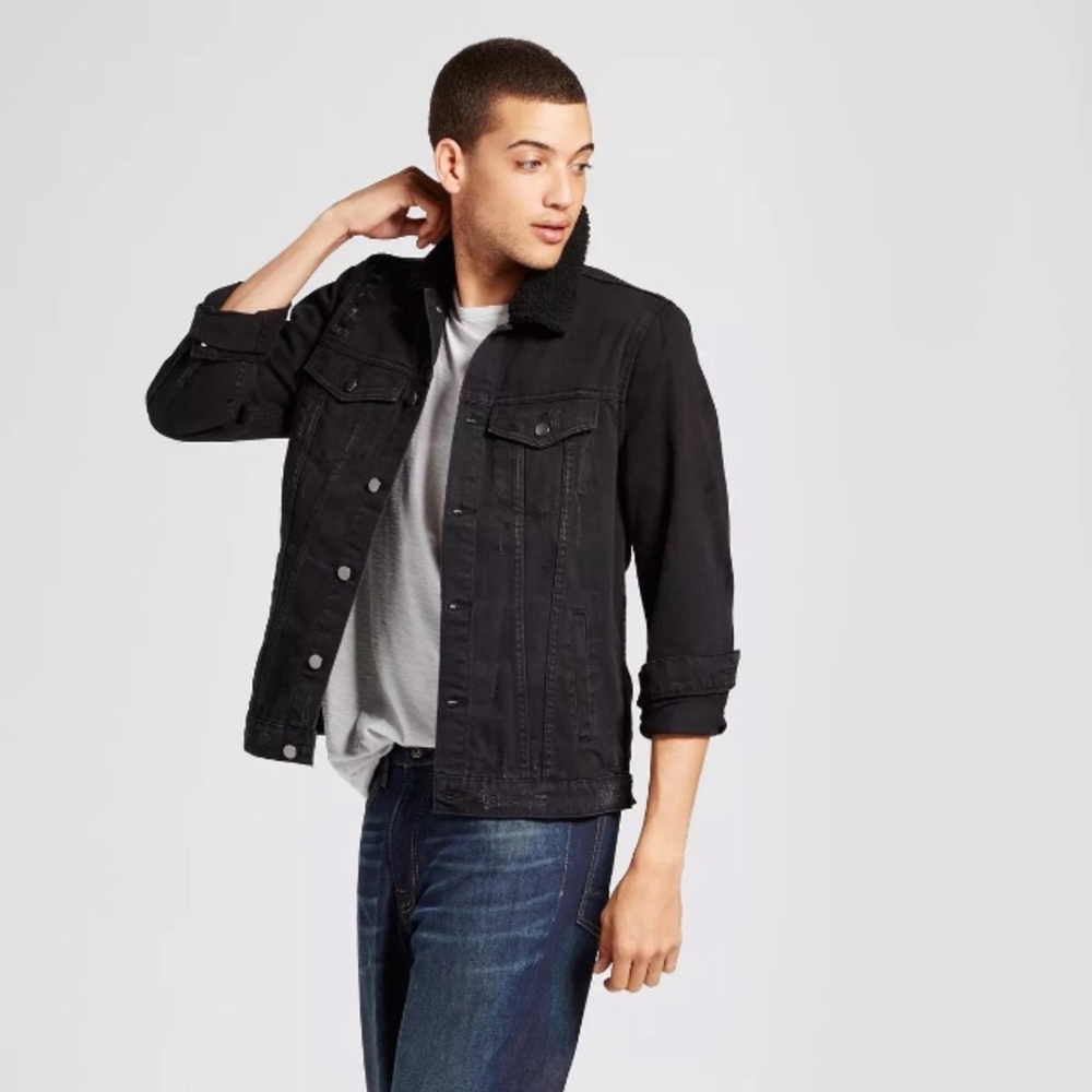 Men’s Black Distressed Fur Collar Denim Jacket